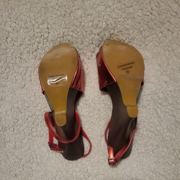 🔥HP🔥11-19-24🔥WOMENS STYLUXE WEDGE PLATFORM HEELS RED WITH ANKLE STRAP SIZE 9 - Picture 6 of 10